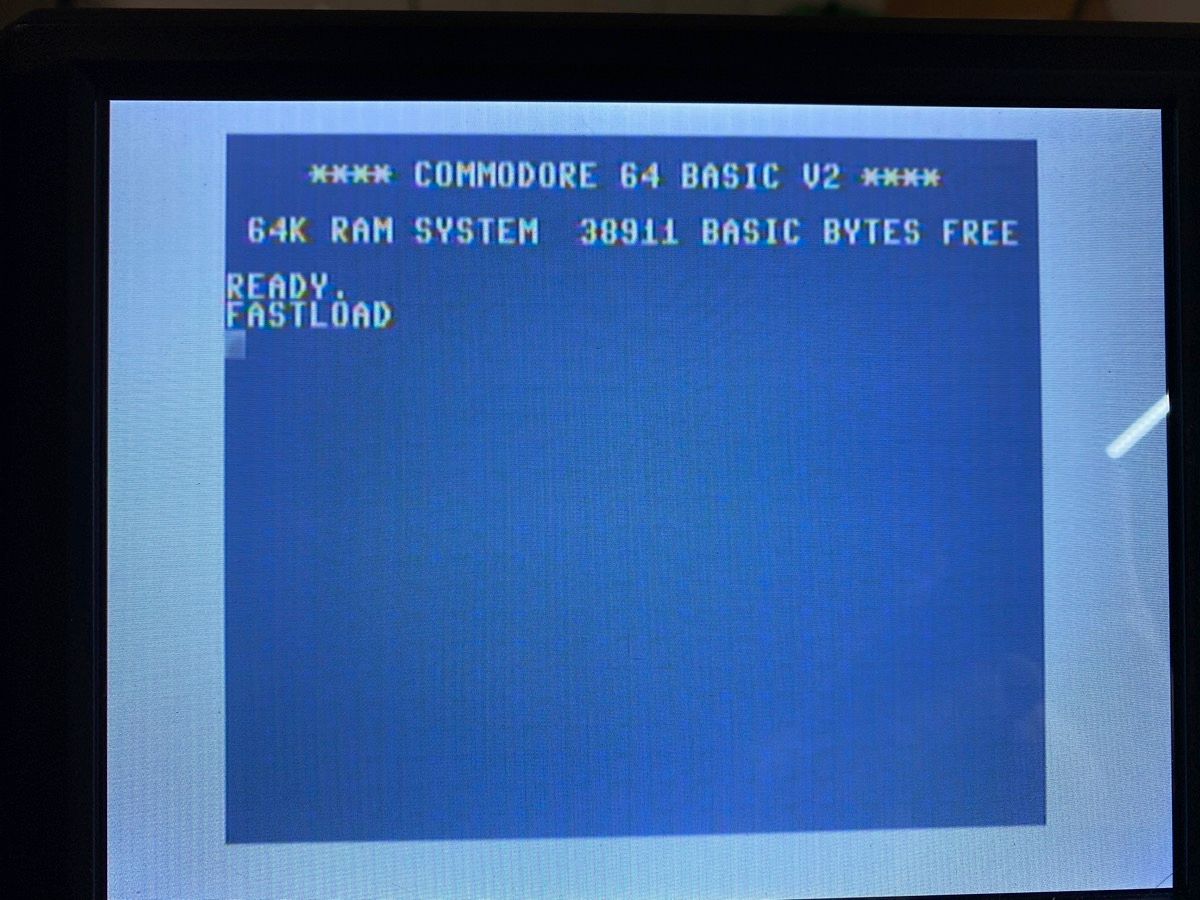 Sorry about the blurry picture, my video capture is on the other monitor